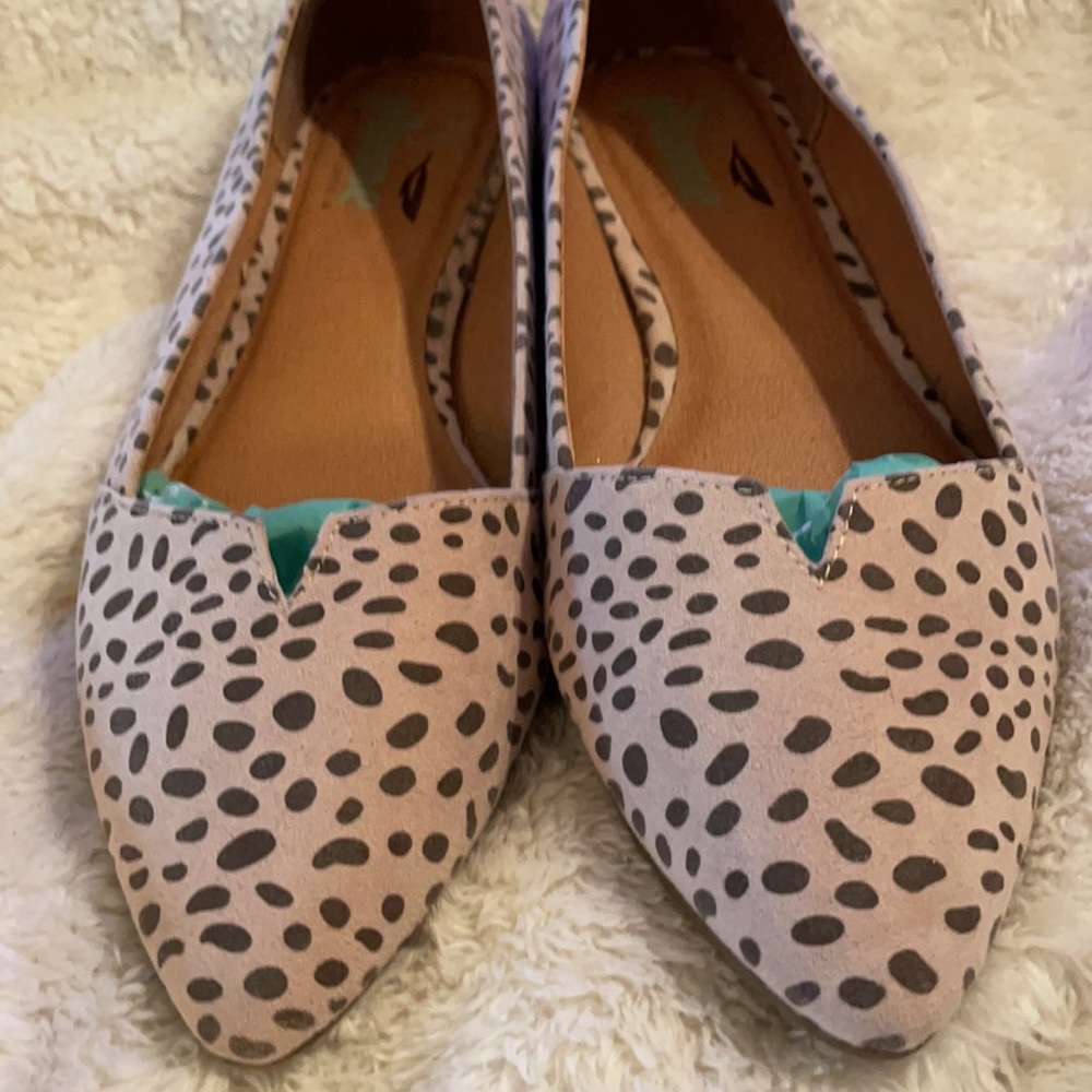 PLUME By Faryl Robin Pink & Brown Flats!